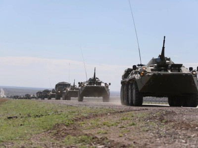 Военная техника появится на дорогах Казахстана: что происходит