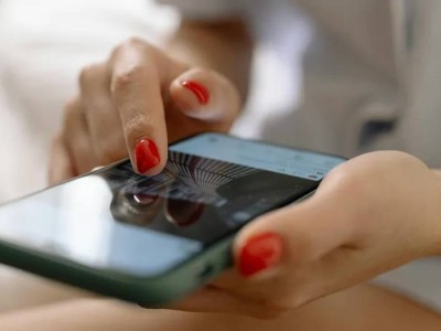 WhatsApp перестанет показывать номер телефона новым собеседникам