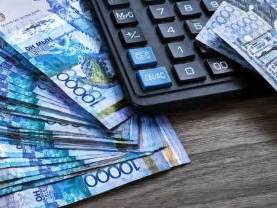 Казахстанцам списали штрафы на миллиарды тенге