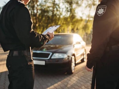 Пытались обмануть камеры: двух водителей арестовали и лишили прав в Астане