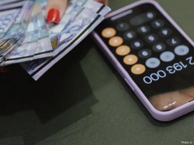 Казахстанцам упростят погашение нескольких кредитов