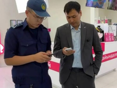 Бизнесмен из Актау бесплатно раздал мороженое детям и получил 86 500 тенге штрафа