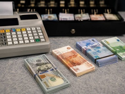 Курсы валют в обменниках Казахстана 23 августа: доллар, евро и рубль