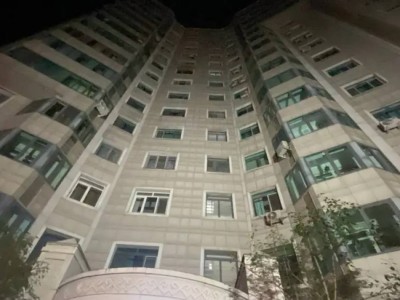 Больше 100 человек эвакуировали после ночного пожара на проспекте Абая в Алматы