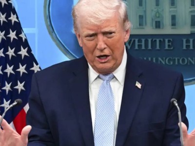Трамп объявил чрезвычайное положение в США