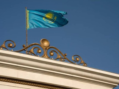 Десятки госорганов ликвидируют и объединяют в Казахстане