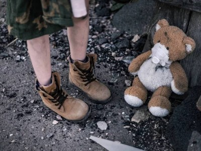 Пенсионер заманил восьмилетнюю девочку в недострой и надругался над ней