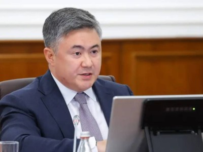 Те, кто покупал по 550, в глубоком минусе - глава Нацбанка