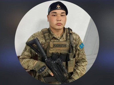 Мать спасшегося военнослужащего рассказала о его состоянии после трагедии на Каспии