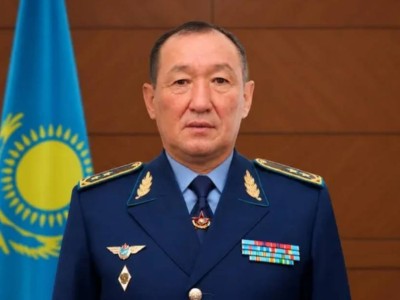 Министр обороны Казахстана выступил после трагедии на Каспии