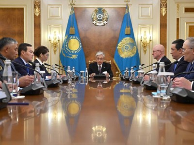 Глава государства заслушал первые итоги работы Комиссии по проверке Министерства обороны