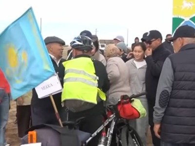 65-летний казахстанец проехал 6700 километров на велосипеде ради паломничества в Мекку
