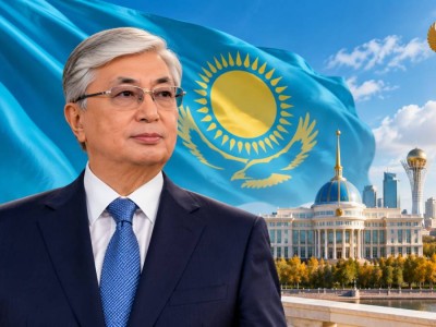 Токаев поздравил казахстанцев с Днем Республики