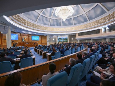 Президент поручил усилить контроль за водопотреблением