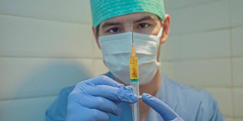 Трагическая смерть в Караганде после инъекции: врач уволен, медсестра отстранена.