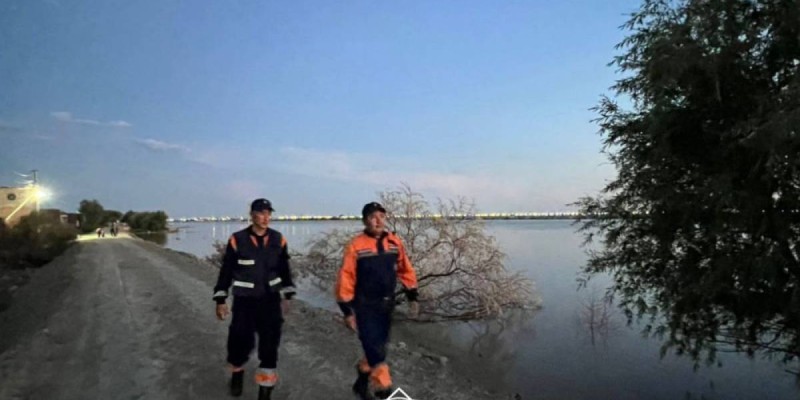 Критическое повышение уровня реки Жайык в Атырау.