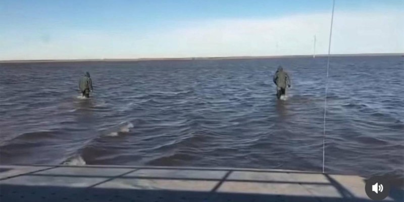 Угроза подтопления более 80 домов на западе Казахстана из-за воды из России.