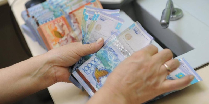 Возмещение ущерба после паводков в Казахстане.