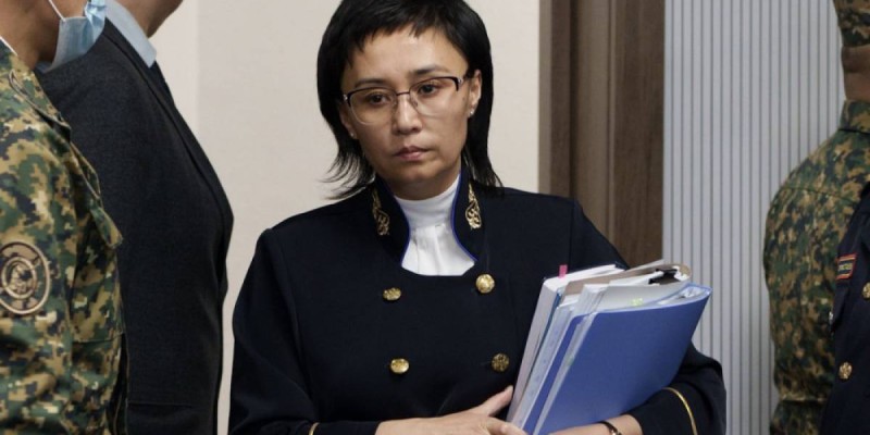 Суд над Бишимбаевым: присяжные заслушали вопросы для вердикта.