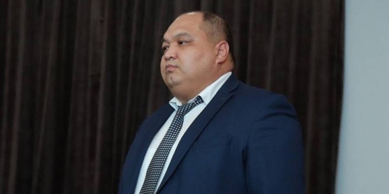 Председатель Актауского городского суда задержан за взятку.