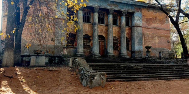 Почему снесли старинное здание стадиона «Медик» в Алматы.