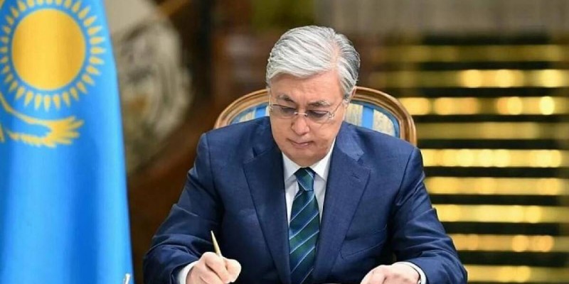 Токаев наградил казахстанских металлургов.