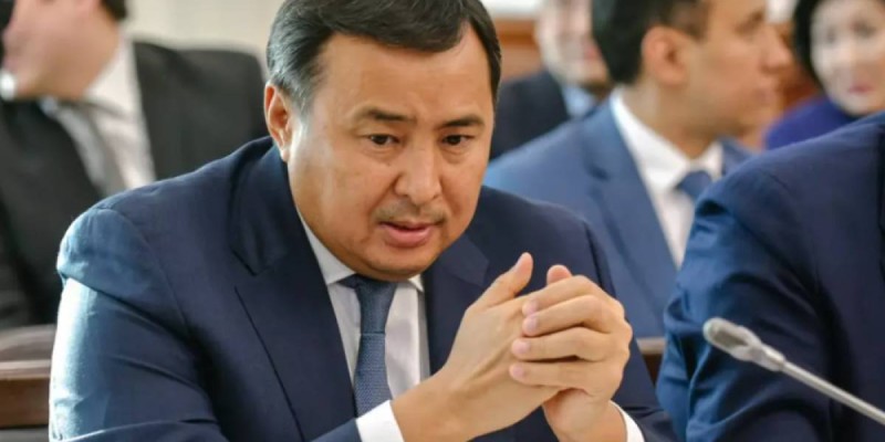 Суд в Астане приговорил Аблая Мырзахметова к лишению свободы на пять лет.