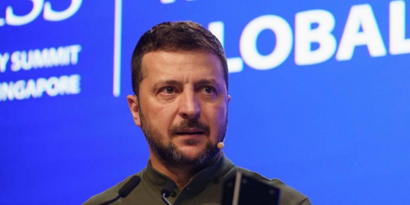Зеленский обещает усилия Украины для разрешения конфликта в Газе.