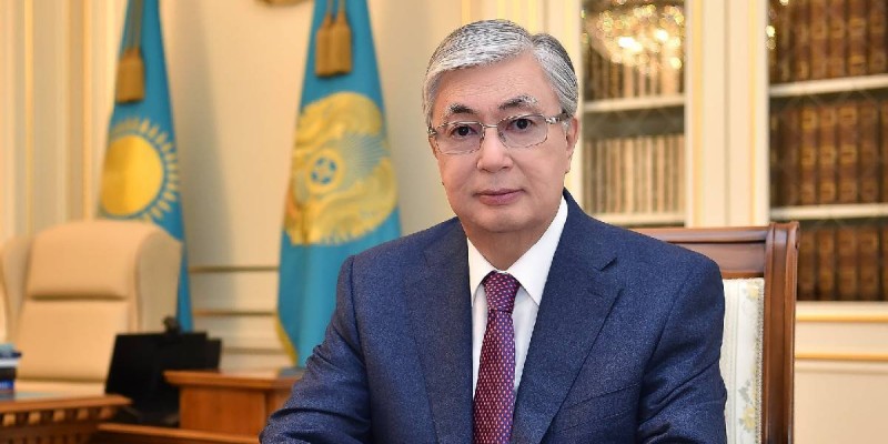 ЕВРОВЗГЛЯД ТОКАЕВА. СРЕДНИЕ ДЕРЖАВЫ В ДВУПОЛЯРНОМ МИРЕ.