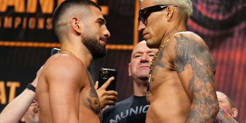 UFC 317: Оливейра и Топурия сразятся за вакантный пояс — где смотреть.