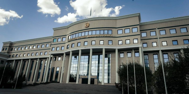 Казахстанцев просят пересмотреть планы поездок в страны Ближнего Востока.