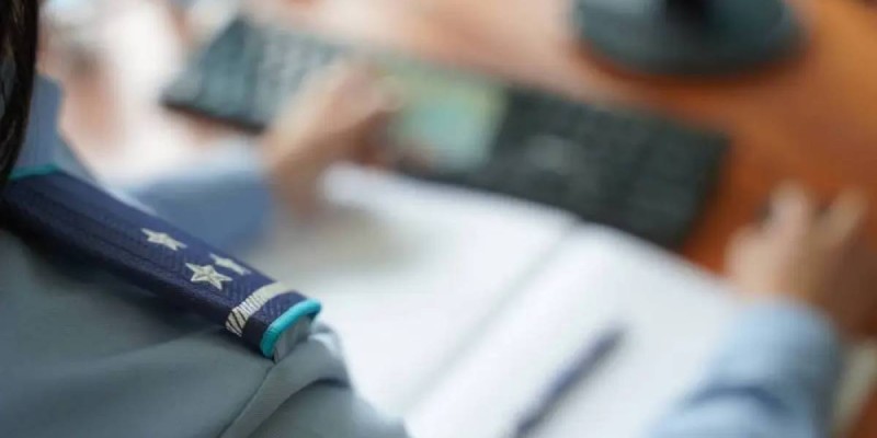 Сотрудники ЦОНа подделывали документы.