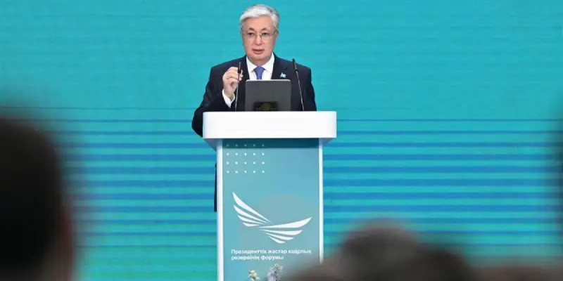 Укрепление гендерного баланса и борьба с коррупцией: Токаев о реформах на госслужбе.
