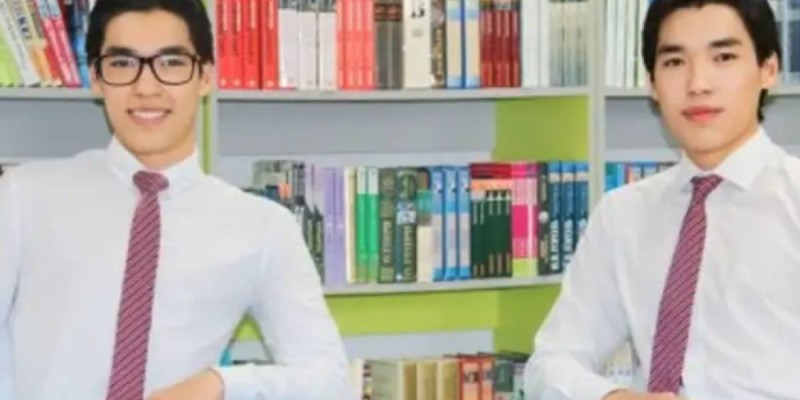 Два брата из Кокшетау поступили в один из лучших вузов мира — университет Лиги плюща .