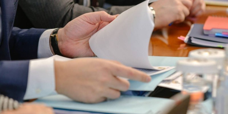 В Казахстане для новых законов установят переходный период.