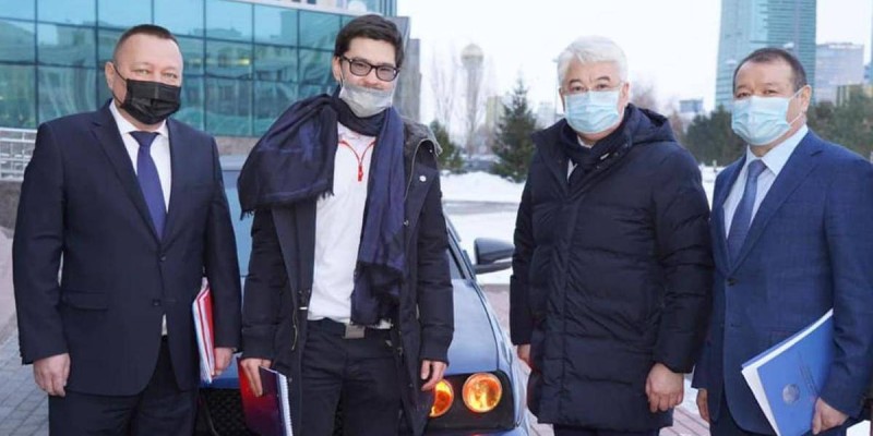 Казахстанец вышел в финал конкурса Илона Маска.