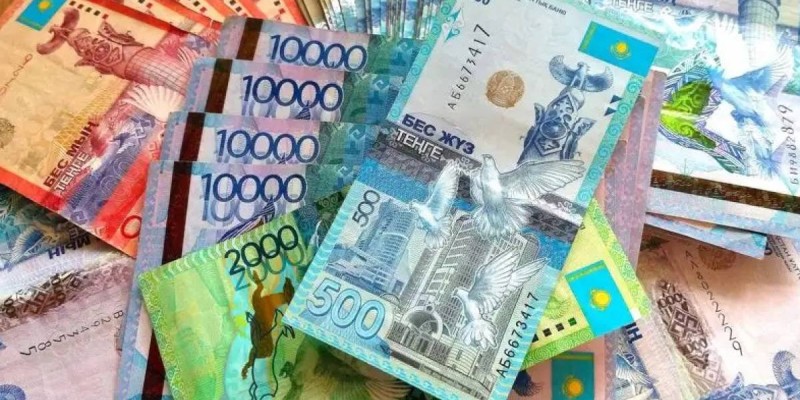 Пенсии и пособия вырастут в Казахстане