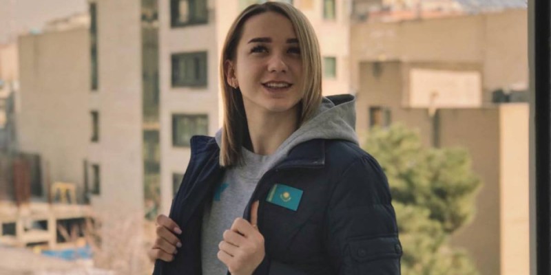 Чемпионку Азии не пустили в гостиницу Алматы из-за ребенка