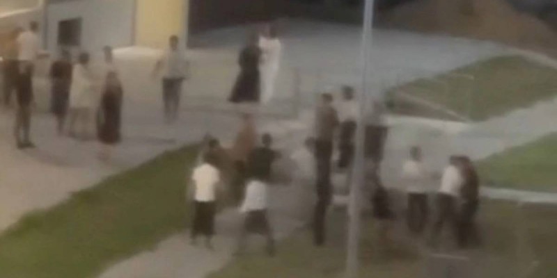 Драка в Астане у караоке-бара: полиция задержала участников