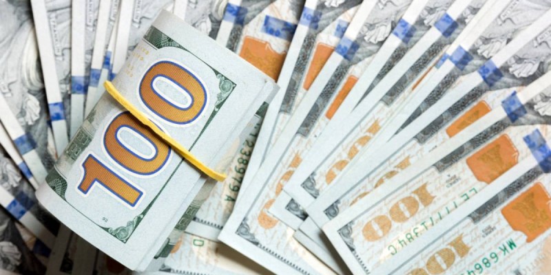 Доллар за 550 тенге: Нацбанк решил вмешаться в ситуацию