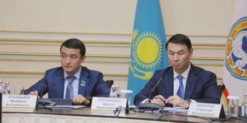 Дархан Сатыбалды изменил структуру в акимате Алматы