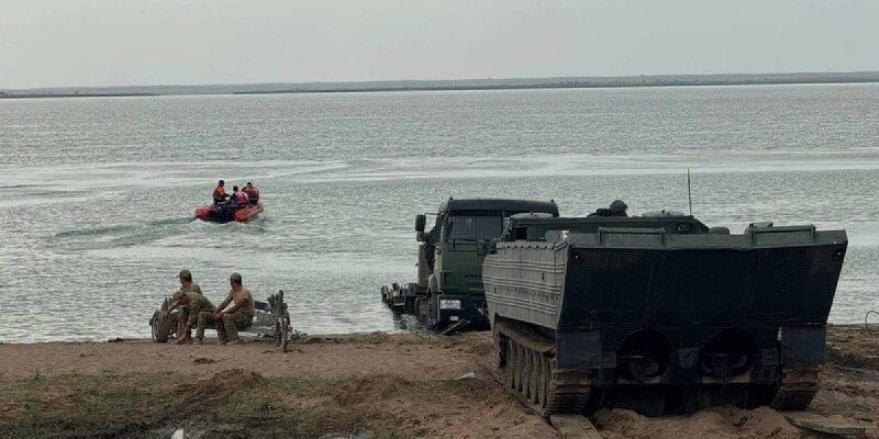 Найдено тело третьего военного с пропавшего в Сорбулаке вертолёта