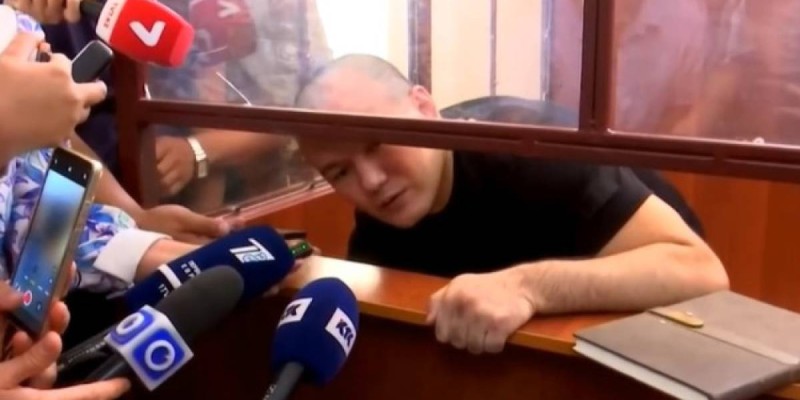 СМИ показали лицо напавшего на Берденова