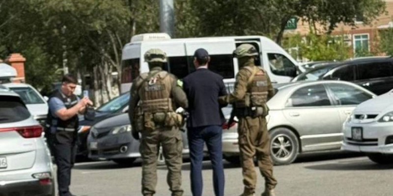 КНБ задержал чиновника прямо в здании акимата - СМИ
