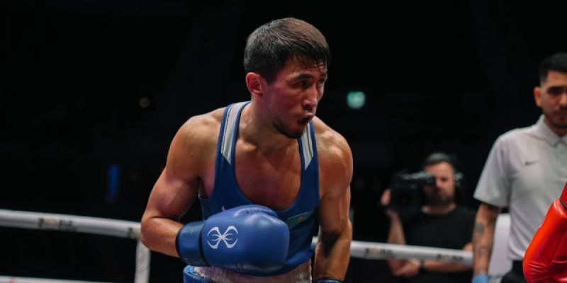Разгромом обернулся бой Махмуда Сабырхана в финале чемпионата мира