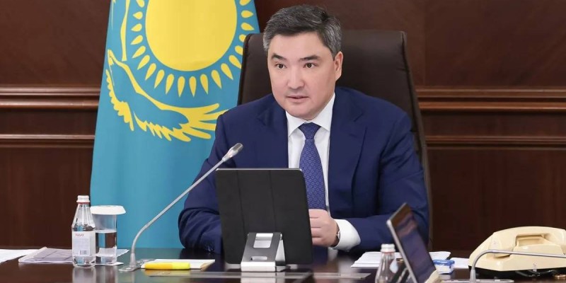 Установить жесткий контроль над ценами на продукты поручил премьер Бектенов