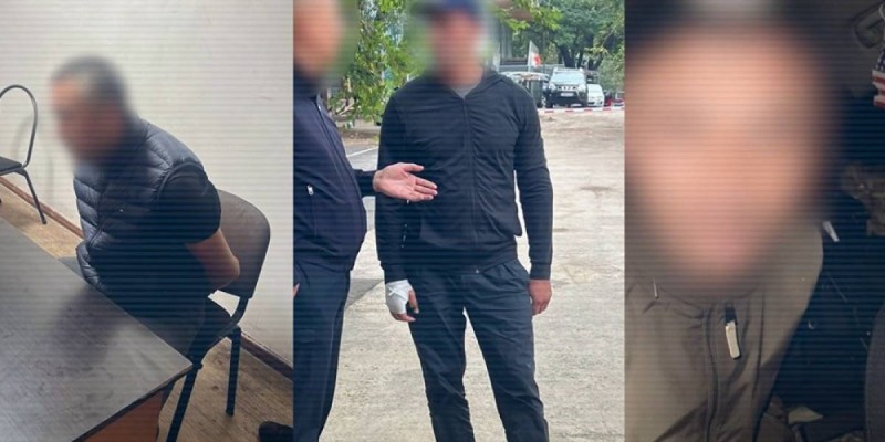 Трое в масках связали хозяев дома в Алматы и украли драгоценности