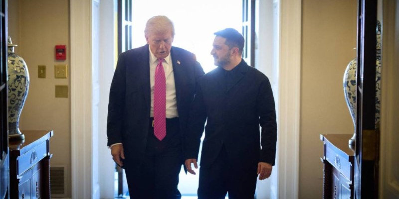 Трамп призвал Зеленского передать России ряда территорий