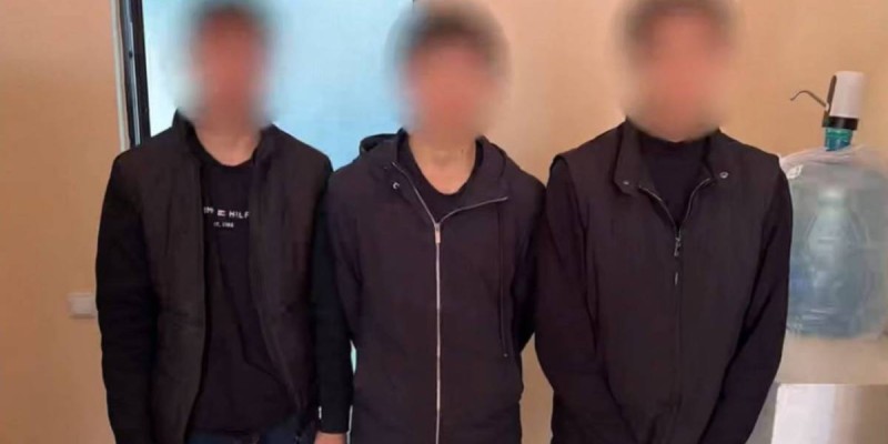 Алматинца ограбили во время свидания с сайта знакомств