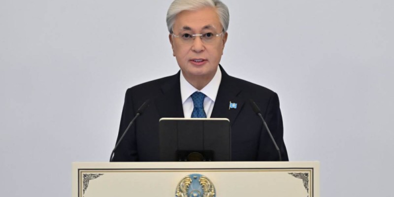 Не должны слепо следовать поверхностным концепциям политиканов - Токаев